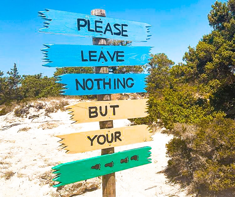 Overtourism in Grecia: Chrysi Island 