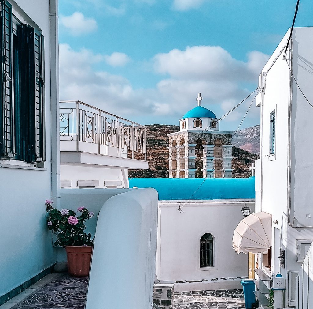 Kostos: a spasso per le vie del villaggio 