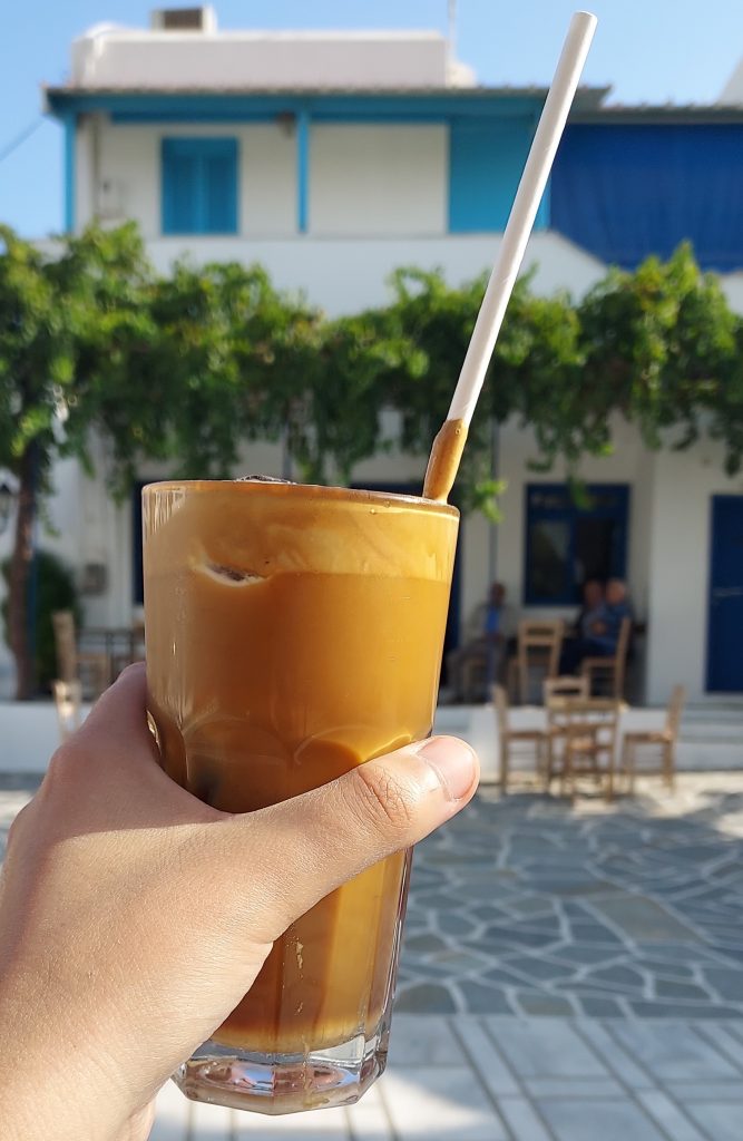 Listo: frappè del Kafeneio “ O Kostos”