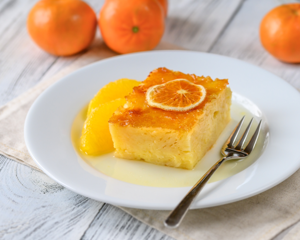 Cucina greca piatti tipici: uno dei dolci più buoni e famosi della cucina greca è la portokalopita, torta di arancia 