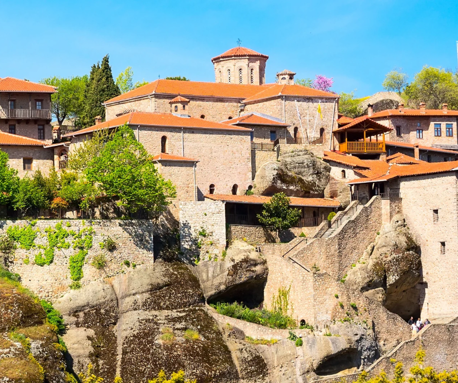 Meteore: Grande Meteora (Monastero della Trasfigurazione): Il più grande e famoso, fondato da San Atanasio nel 1344;