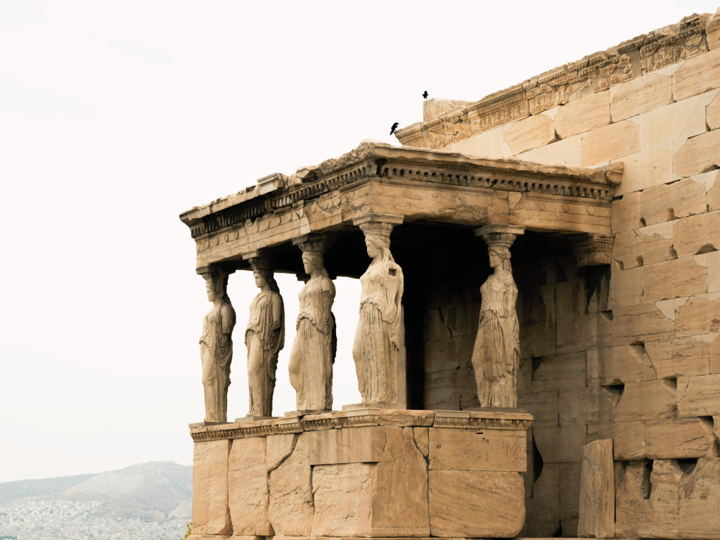 aumento dei prezzi di siti archeologici e musei in Grecia - Cariatidi Acropoli