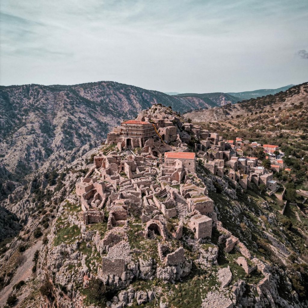 Anavatos, il villaggio medievale  fantasma dell'isola di Chios