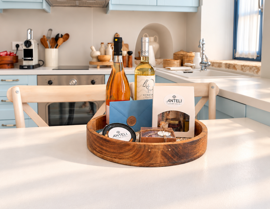 Cucina attrezzata di Anteli Luxury Villa con prodotti di benvenuto